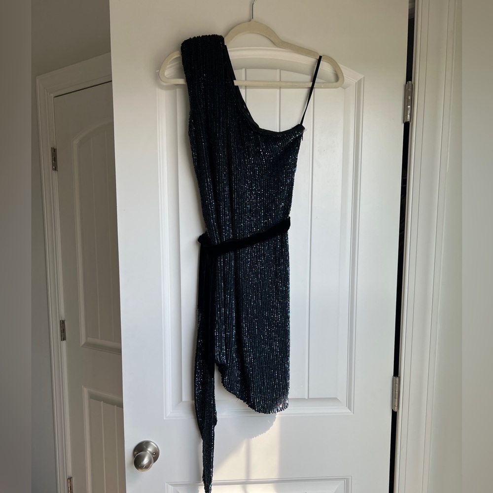 Retrofête Ella Sequin Dress Midnight Blue